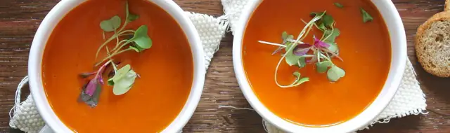 Ile kcal ma zupa jarzynowa? Zaskakujące różnice w kaloriach!