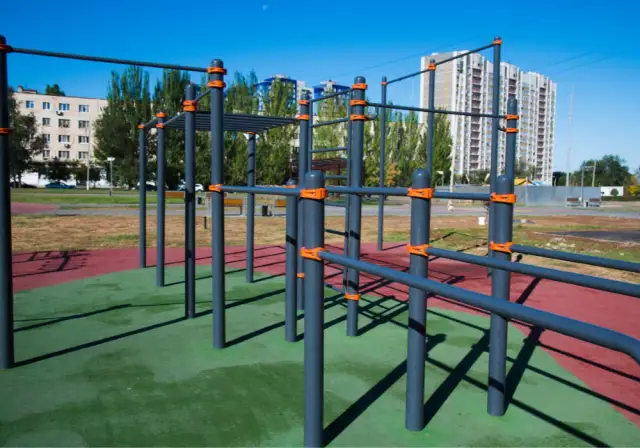 Parque calistenia pro: calidad y adaptaciones para todos los usuarios