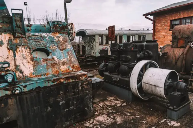 Karsznice skansen: odkryj fascynującą historię kolejnictwa i atrakcje