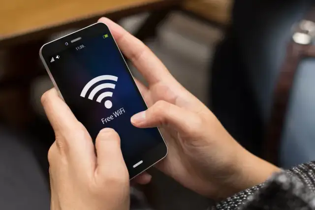 Jak podłączyć internet do telewizora z telefonu - proste metody i porady
