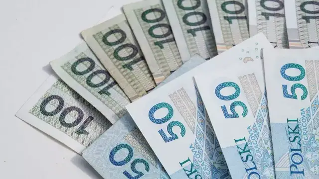 Renta rodzinna po ojcu do kiedy? Sprawdź, jak długo przysługuje
