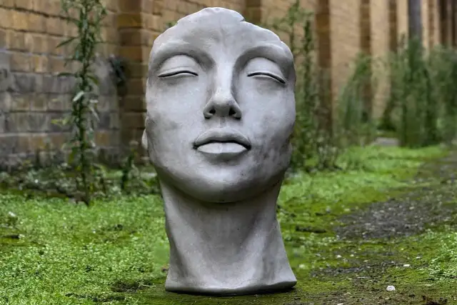 Lebensgroße Frauenskulptur kaufen: Stil, Material & Preis-Guide