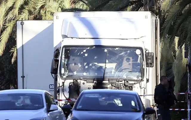 Zamach w Nicei kiedy? Kluczowe informacje o tragicznym ataku