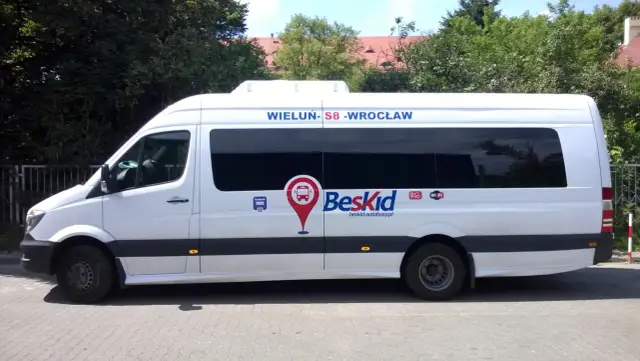 Beskid Oława: Dworzec PKS, rozkłady, alternatywy. Nie daj się zaskoczyć!