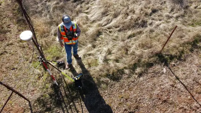 Ile bierze geodeta za wytyczenie działki? Sprawdź koszty i czynniki