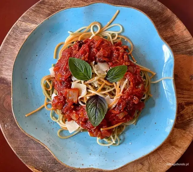 Spaghetti bez mięsa: Odkryj sekrety sycących i kremowych dań