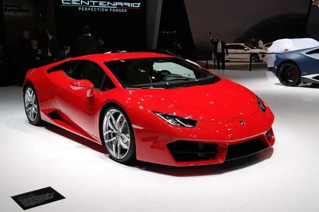 Ile koni mechanicznych ma Lamborghini? Od 580 do 1080 KM!