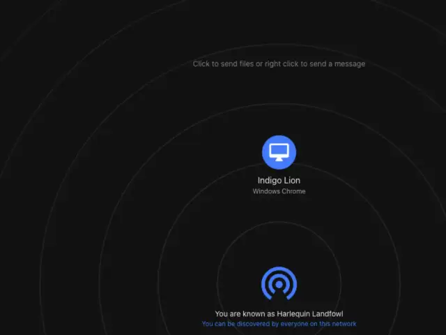 Interfejs airdrop. Widoczny komputer "Indigo Lion" i ikona sieci. Możliwość wysyłania plików lub wiadomości.