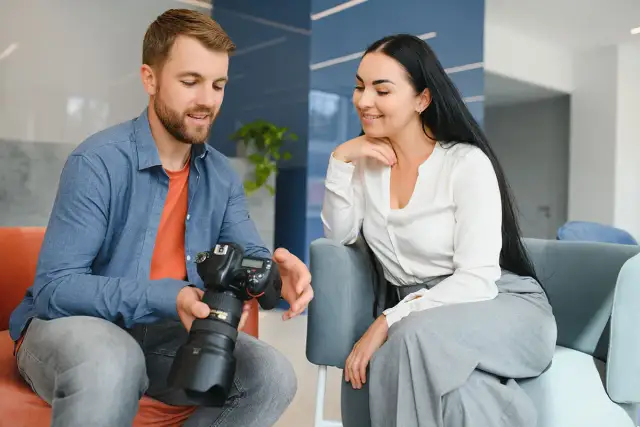 Czym zajmuje się fotograf? Poznaj kulisy zawodu i specjalizacje
