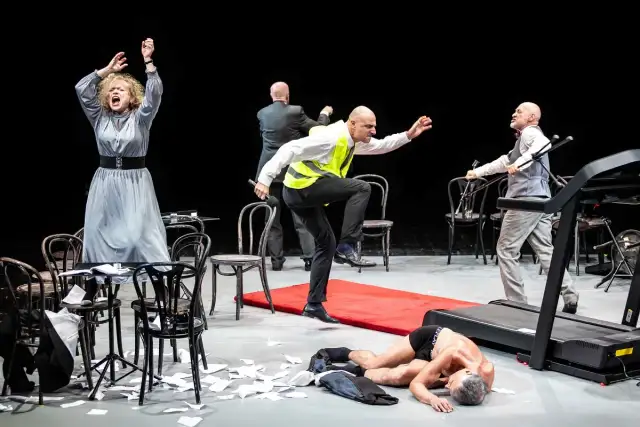Ile trwa przerwa w teatrze - Poznaj czas antraktu i praktyczne rady