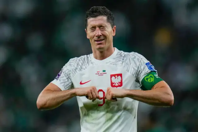 Ile zarabia Lewandowski w reprezentacji Polski? Zaskakujące kwoty!