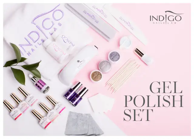 Najlepsze zestawy do manicure hybrydowego: opinie i porównanie