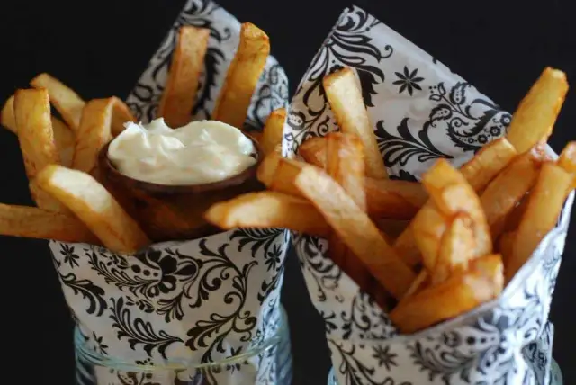 Jakie ziemniaki na frytki belgijskie? Odkryj najlepsze odmiany!
