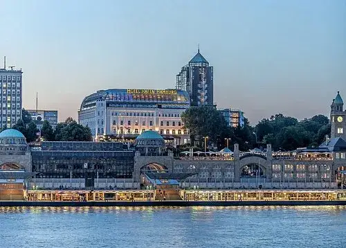 Hotel Hamburg Hafen: Top-Hotels mit Elbblick & Top-Lage