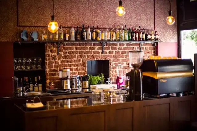 Gdzie zjeść w Radomiu? Odkryj najlepsze miejsca i smaki w mieście