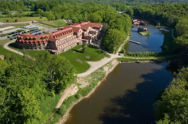 Hotel nad jeziorem Lubuskie? Ranking i porady na udany urlop