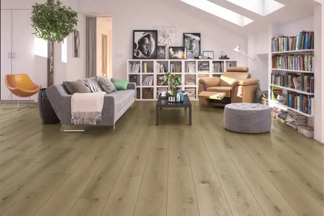 Podłogi laminowane czy winylowe? Wybierz idealną dla siebie!