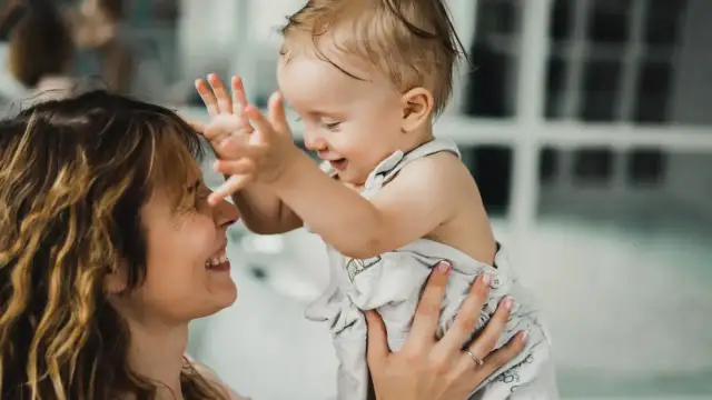 Kasia Stankiewicz z synem Fryderykiem, czułe chwile matki z dzieckiem.