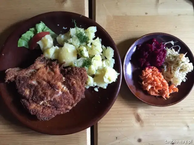 Zakopane: Gdzie zjeść? Przewodnik po smakach Podhala i nie tylko!