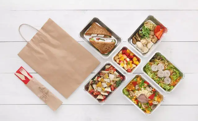 Catering dietetyczny: Opłaca się? Sprawdź, zanim zamówisz!