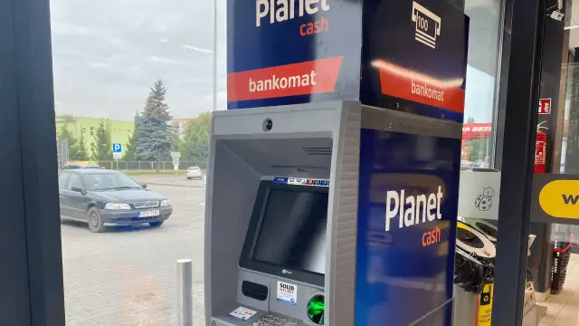 Bankomat Santander Planet Cash - Czy wypłata i wpłata są darmowe?
