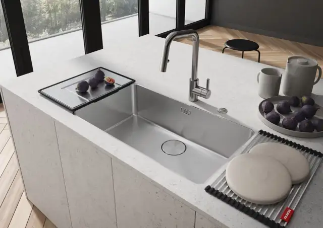 Nowoczesny zlew kuchenny - jaki wybrać? Poradnik i inspiracje