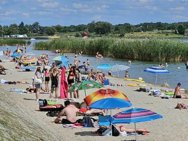 Jezioro Tarnobrzeskie: Atrakcje. Odkryj swój idealny wypoczynek!