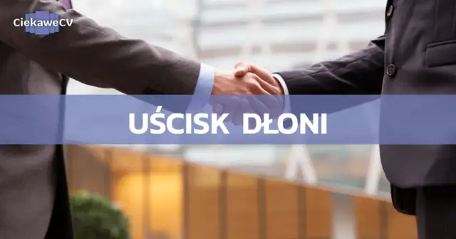 Kto pierwszy podaje rękę w pracy? Szef, klient czy pracownik?