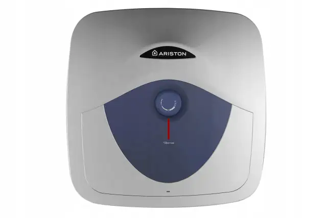 Bojler Ariston 30l z pokrętłem regulacji temperatury i wskaźnikiem grzania.