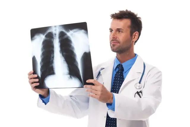 Zapalenie płuc: Leki, antybiotyki. Diagnoza lekarza to podstawa