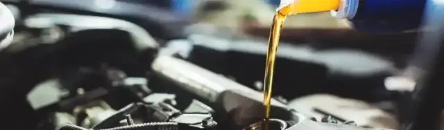 Jaki olej do silnika 2.0 diesel? Wybierz najlepszy dla swojego auta