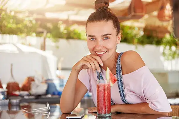 Fit Drink – Jak ten napój wspiera Twoją sylwetkę i zdrowie?