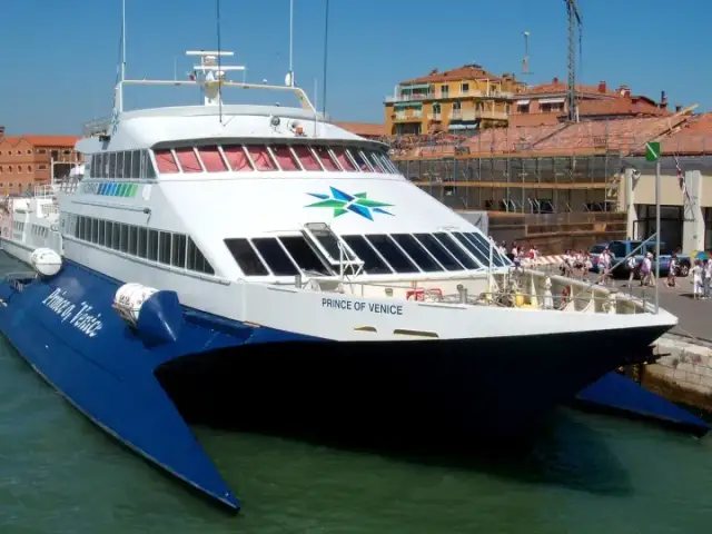 Ile kosztuje prom Chorwacja-Wenecja? Ceny i porady