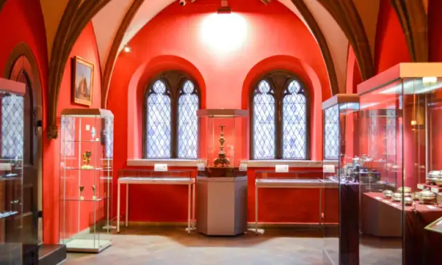 Muzeum Sztuki Mieszczańskiej we Wrocławiu: Historia, Wystawy i Godziny Otwarcia