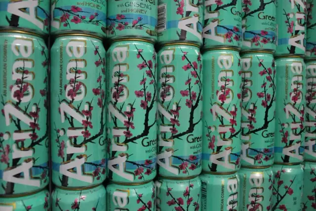 Napoje Arizona w Action: Ceny, dostępność i brak promocji