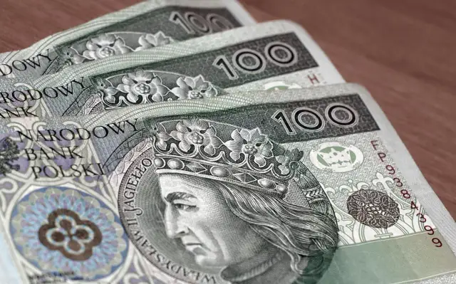 Spadek u notariusza: ile kosztuje? Szybciej, ale czy taniej?