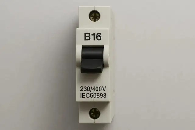 Wyłącznik nadprądowy B16, 230/400V. Dowiedz się, jak podłączyć bezpiecznik B16, aby zapewnić bezpieczeństwo instalacji elektrycznej.