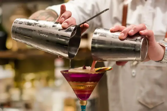 Jaki shaker do drinków wybrać? Przewodnik dla domowego barmana
