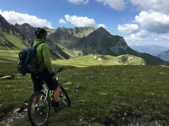 Plecak na rower - jak wybrać model, który nie przeszkadza w jeździe?