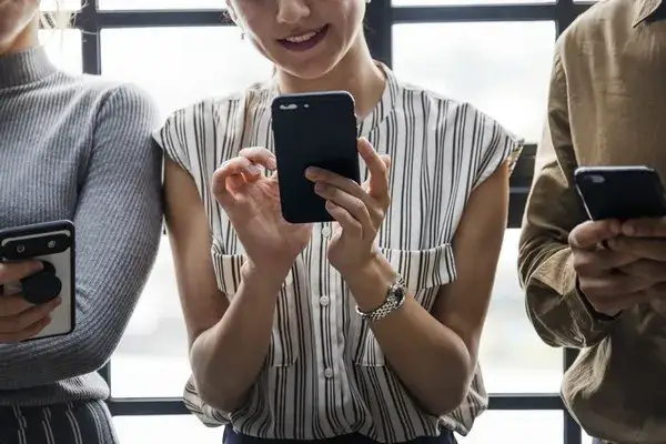 Gdzie dostanę telefon z zadłużeniem? Sprawdzone sposoby na raty