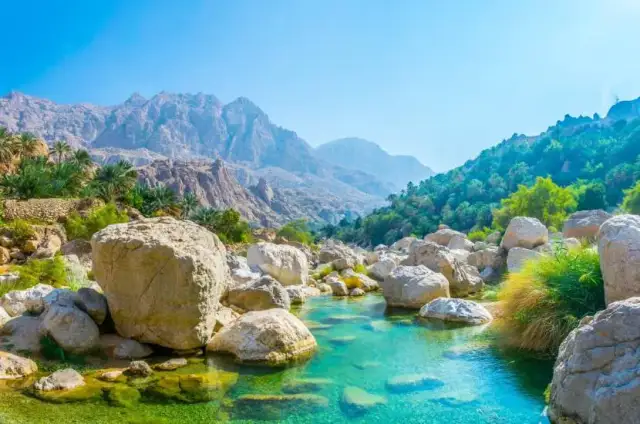 Oman kiedy jechać: najlepszy okres i ceny - poradnik turysty