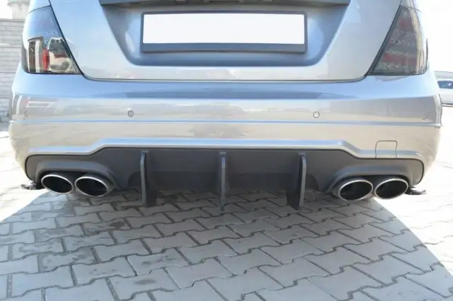 Mercedes W204 dyfuzor - stylowy element tuningu dla Twojego auta