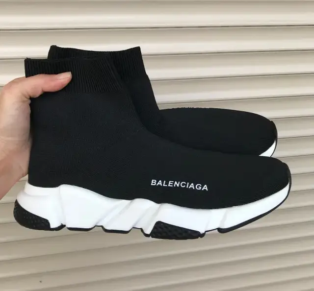 Ile kosztują buty Balenciaga? Sprawdź ceny i uniknij przepłacania!