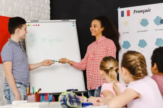 Czasy w języku francuskim: jak nie popełniać błędów w odmianach