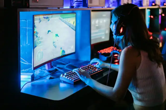 Obóz Fortnite – wakacyjny hit, który łączy gaming z przygodą na świeżym powietrzu