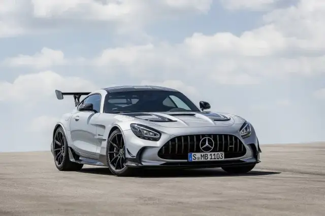 Mercedes-AMG GT Black Series - ekstremalne osiągi, które zachwycają.
