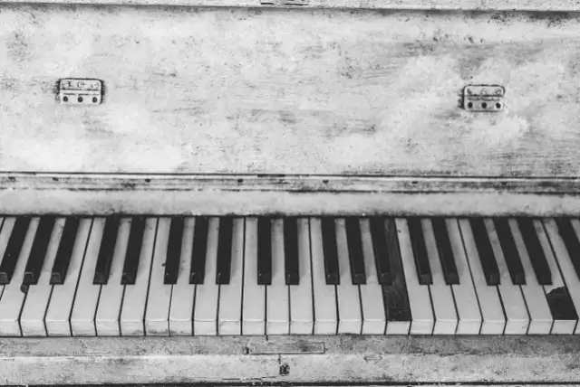 Fortepian jaki to instrument – poznaj jego tajemnice i cechy