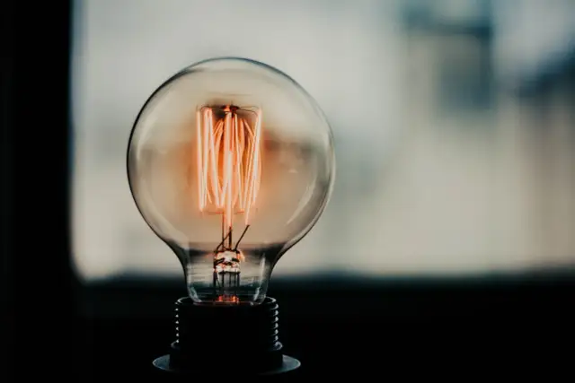 Najtańszy prąd dla Twojej firmy - oszczędzaj z nami do 30% na rachunkach za energię!