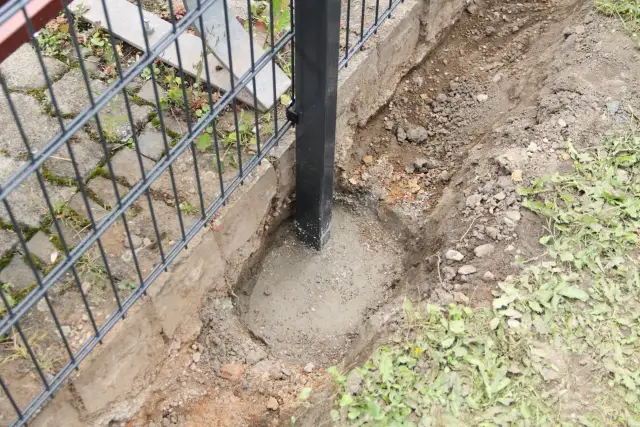Najlepsza zaprawa pod słupki ogrodzeniowe - jak wybrać i użyć?