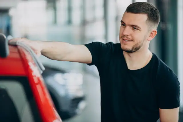 Odebrałeś auto w leasingu? Oto 3 powody, dla których pierwszym adresem powinno być studio detailingu